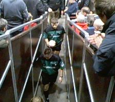 Beim Gang in die Kabine waren Fleisch und Rieber die Buhm�nner.