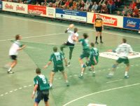 Ab der 25. Minute im Spiel: Julio Fis (Mitte).