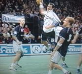 Wislander macht das 25:19 (55.).