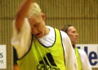 Schwei�  flie�t: Pettersson (vorne) und Olsson (hinten) in der WM-Vorbereitung in Halmstad 15. Januar.