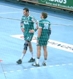 Nervten die THW-Offensive: die GWD-Deckungsspieler Bezdicek und Aaron Ziercke.