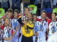 Der Pokal des Europameisters.