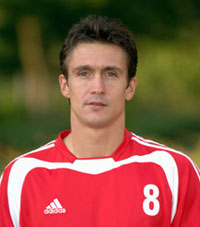 Spielmacher und Siebenmetersch�tze vom Dienst: Petr Hazl.