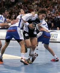 Marcus Ahlm konnte sich in der zweiten  Halbzeit h�ufiger durchsetzen und traf sechsmal.