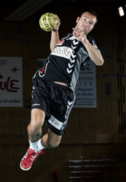 Kapit�n: Laurent Busselier