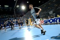 Schock f�r Flensburg: Stefan L�vgren machte sich warm