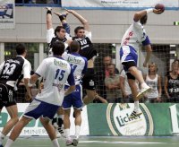 Un�berwindbares Bollwerk: Die THW-Abwehr in der ersten H�lfte.