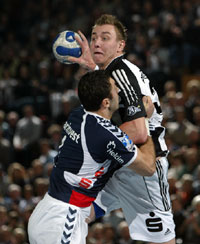 Filip Jicha brachte die Kieler mit seinen Aktionen wieder in F�hrung.