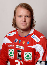 Torh�ter Peter Carlsson zeigte gegen Barcelona eine starke Partie.