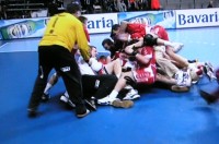 Grenzenloser Jubel beim polnischen Team nach dem Halbfinal-Einzug. Grenzenloser Jubel beim polnischen Team nach dem Halbfinal-Einzug.