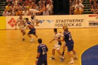 "Air Berlin": Tobias Reichmann beeindruckte mit acht Toren und seiner Sprungkraft.