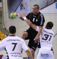 Die Kieler Deckung hatte Al Sad stets im Griff.