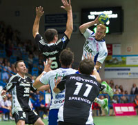 Bei Stefan Kneer platzte erst nach dem Seitenwechsel der Knoten.