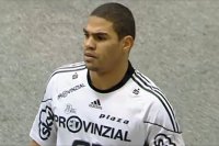 Mit Daniel Narcisse startete die Kieler Aufholjagd.