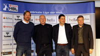 v.l.n.r.: Martin Schwalb (HSV Hamburg), Uwe K�lling (TuS N-L�bbecke), Holger Kaiser (SG Flensburg-Handewitt), Klaus Elwardt (THW Kiel)