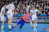 Angel Romero erzielte das 2:0, ansonsten war der Aguinagalde-Ersatz aber von der Kieler Deckung abgemeldet.