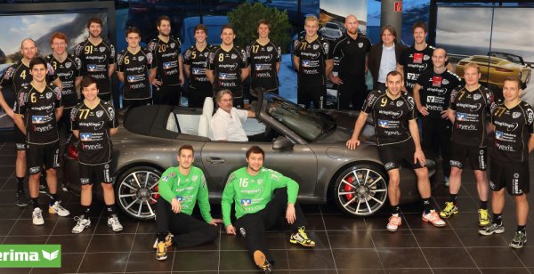 Oben von links: Becker, Theilinger, Eisele, Keinath, B�del, Schuldt, Reusch, Michalik, Schr�der, Sportwiss. Berater Kromer, Gesch�ftsf�hrer K�nig, Trainer Markus Gaugisch (Trainer); Unten von links: M�ck, Klingler, Bauer,