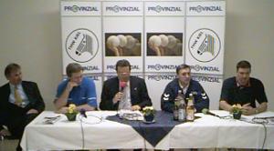 [Bild: Pressekonferenz]