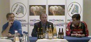 [Bild: Pressekonferenz]