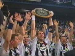 Da ist sie, die Schale!