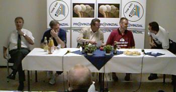 [Bild: Pressekonferenz]