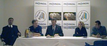 [Bild: Pressekonferenz]