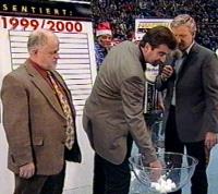 Heiner Brand zieht die Viertelfinal-Begegnungen