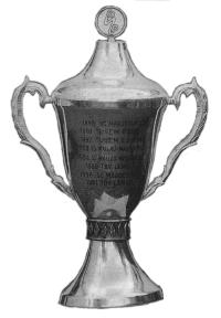 [Bild: Um diesen Pott geht's am Wochenende: Um den DHB-Pokal]