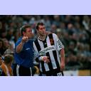 Noka und sein Kapit�n.