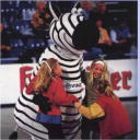 Hein Daddel und seine jungen Fans.