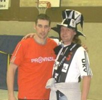 Der Kapit�n und der Trommler...