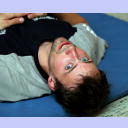 Trainingslager 2005: Neuzugang Vid Kavticnik liegt ersch�pft auf dem R�cken.