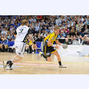 B�rge Lund muss Gudjon Valur Sigurdsson stoppen.