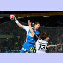 Marcus Ahlm gegen Guillaume Gille.