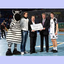 Unterst�tzung f�r die Kieler Sporthilfe.