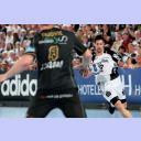 Nikola Karabatic, im Vordergrund Alex Pajovic.