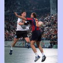 L�vgren gegen Lozano.