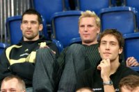 Nur Zuschauer gegen Hafnarfjordur, v.li.:  Stefan L�vgren,  Nikolaj Jacobsen und Marcus Ahlm.