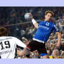 Bj�rn Navarin zieht ab, links Martin Boquist.