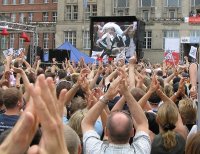 Jubel auf dem Kieler Rathausplatz nach dem elften Titel.