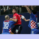 EM 2006: NOR - CRO: Davor Dominikovic gegen Kristian Kjelling.