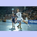 Marcus Ahlm beim Sprungwurf.