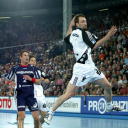 Vid Kavtictnik zieht ab, Solberg schaut zu.