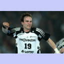 Viktor Szilagyi jubelt.