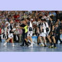 Tumulte nach Christian Zeitz' Kopftreffer bei Jan Holpert.