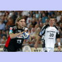 Christoph Theuerkauf,  im Hintergrund Dominik Klein.