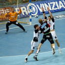 Karol Bielecki zieht ab.