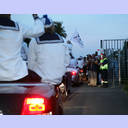 Autokorso zum Rathaus.