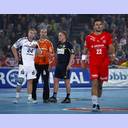 Gespr�ch mit dem Schiri.