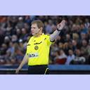 Schiedsrichter Vaclav Horacek.